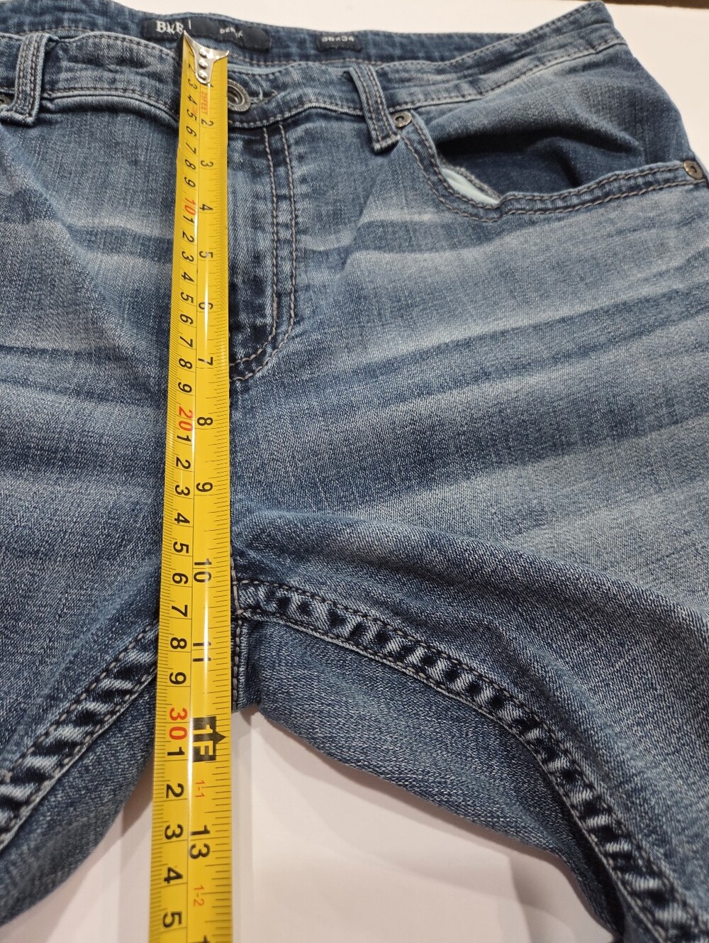 BKE Buckle Classic Light Wash Straight Jeans Sz.36×34 men's - Picture 6 of 10
